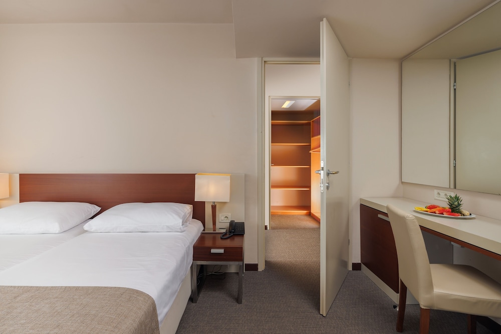 Hotel Albatros Plava Laguna 16/50