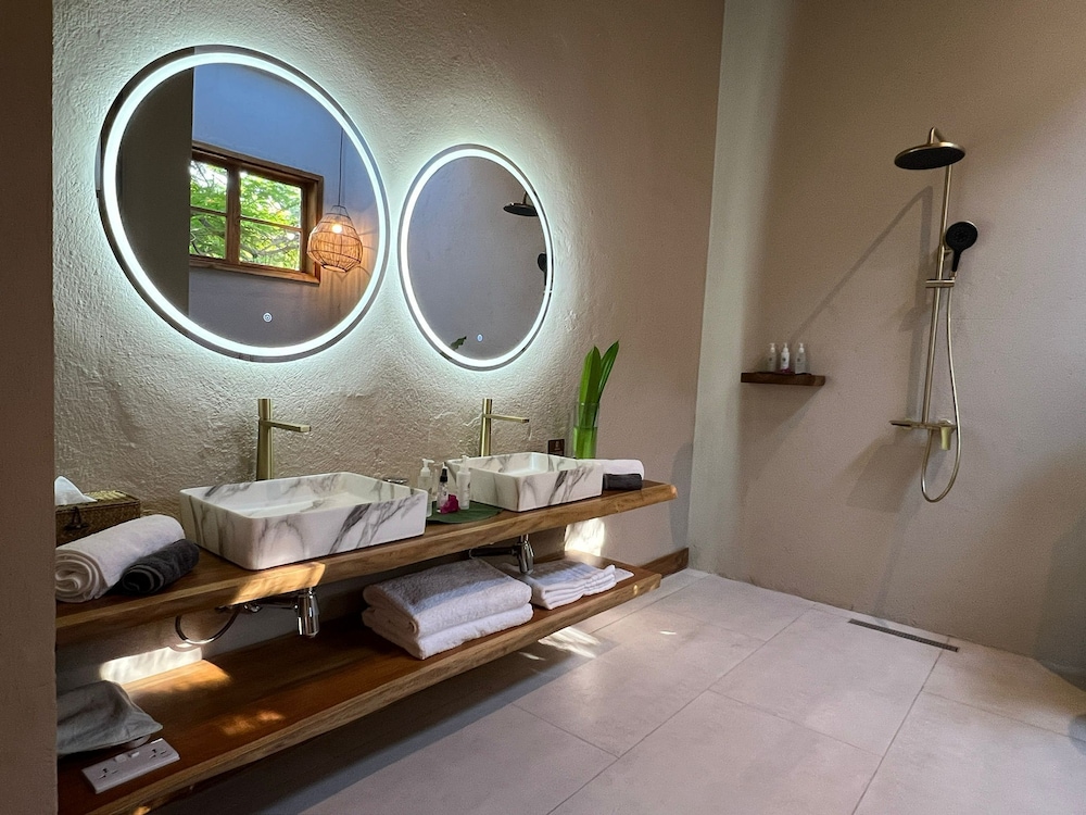 Upendo Beach Boutique Hotel 47/50