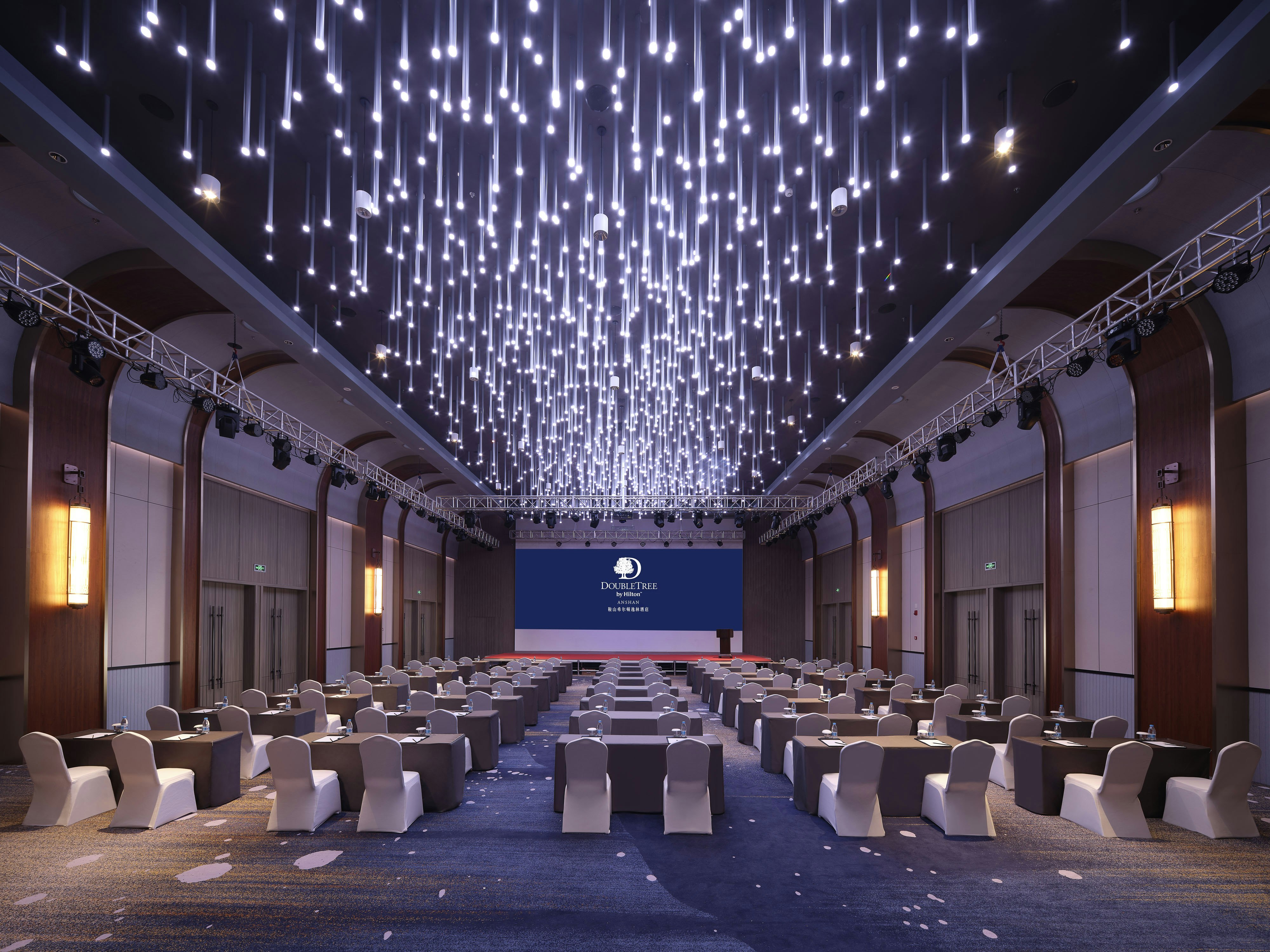 DoubleTree by Hilton Anshan 23/25