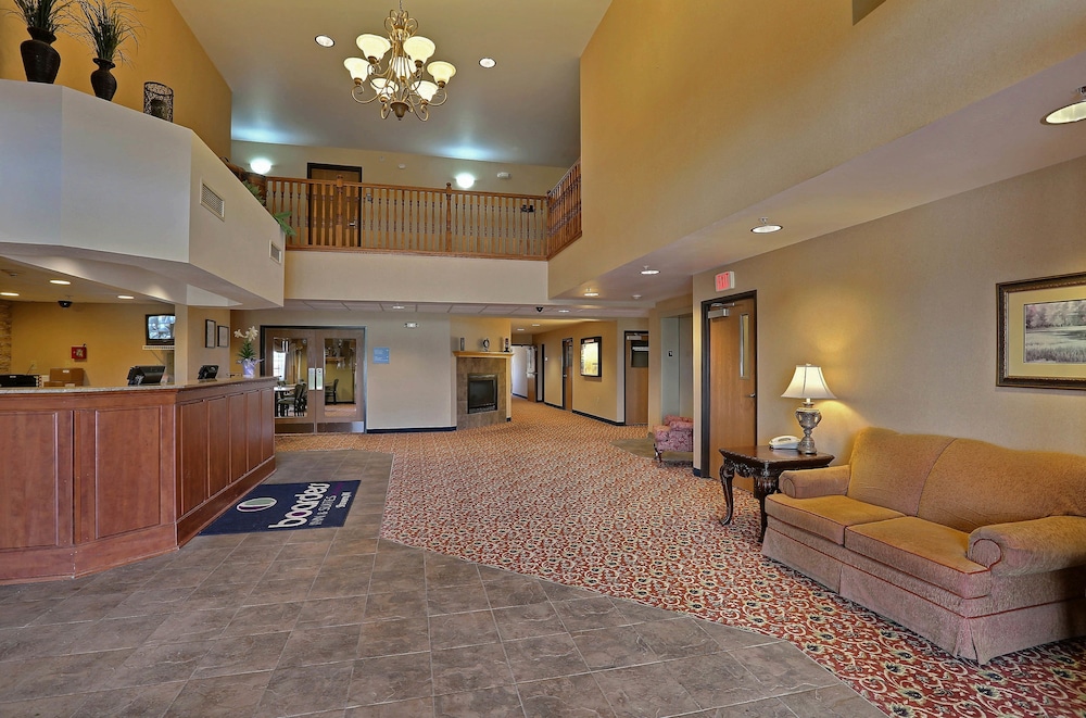 Boarders Inn Amp Suites 12/63