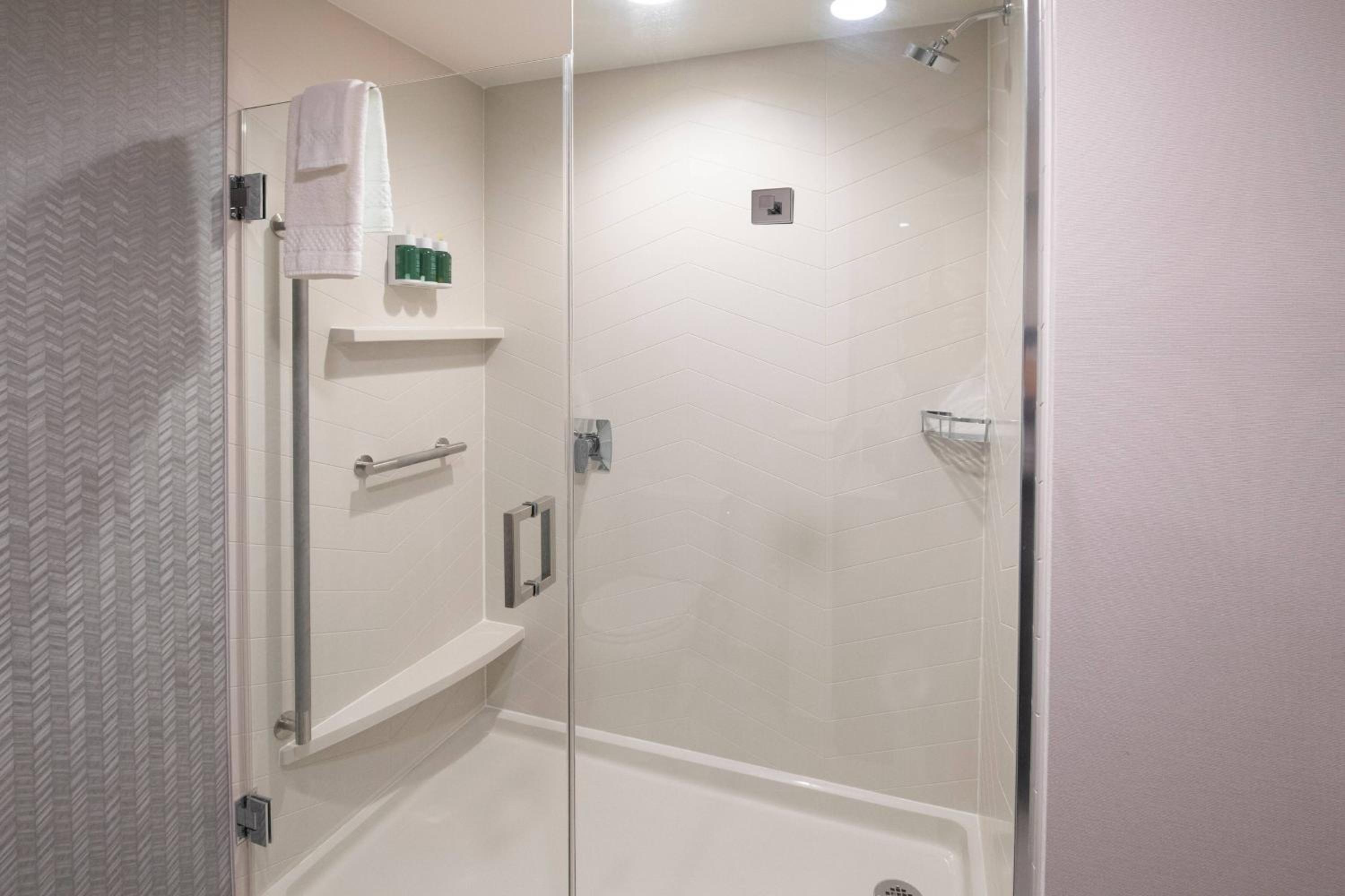 غرفة بسرير كينج، Fairfield By Marriott Edmonton International Airport 10/14