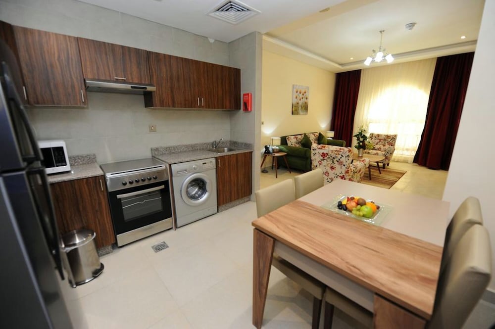 Almansour Park Inn Hotel And Apartment 13/17