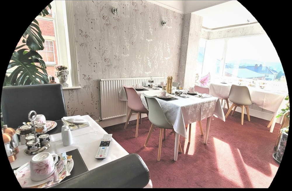 Greylands Guesthouse 35/50
