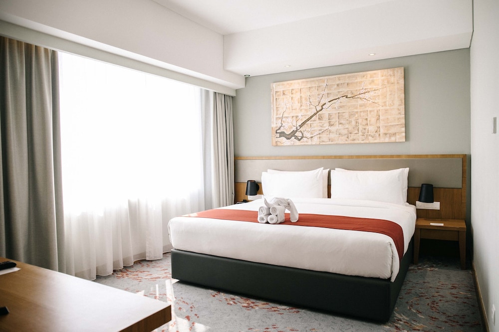 Holiday Inn Hotel Suites Jakarta Gajah Mada 28/77