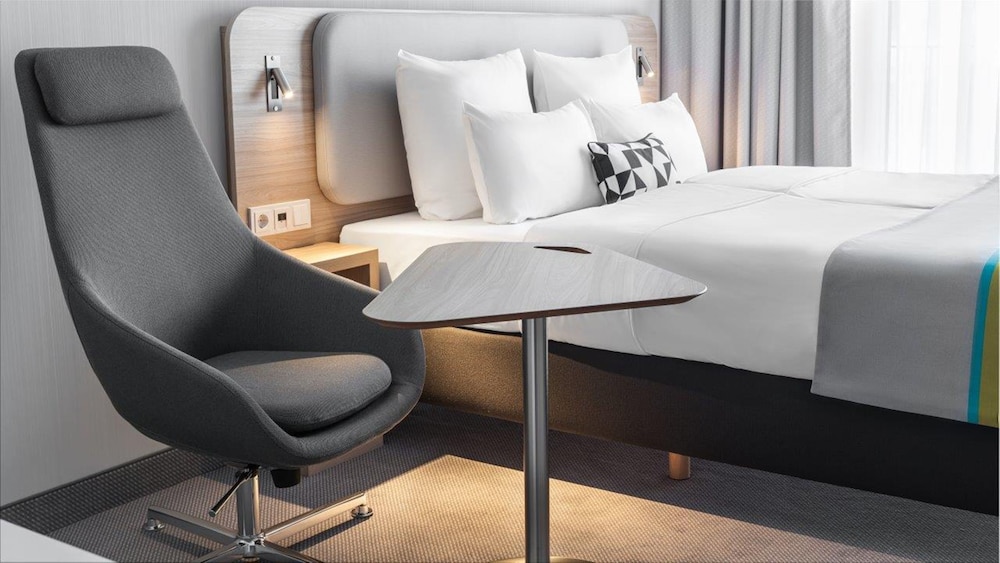 Holiday Inn Express Wuppertal Hauptbahnhof 53/58