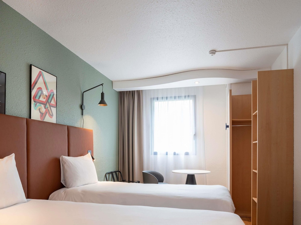 Ibis Bayeux Port En Bessin 18/73