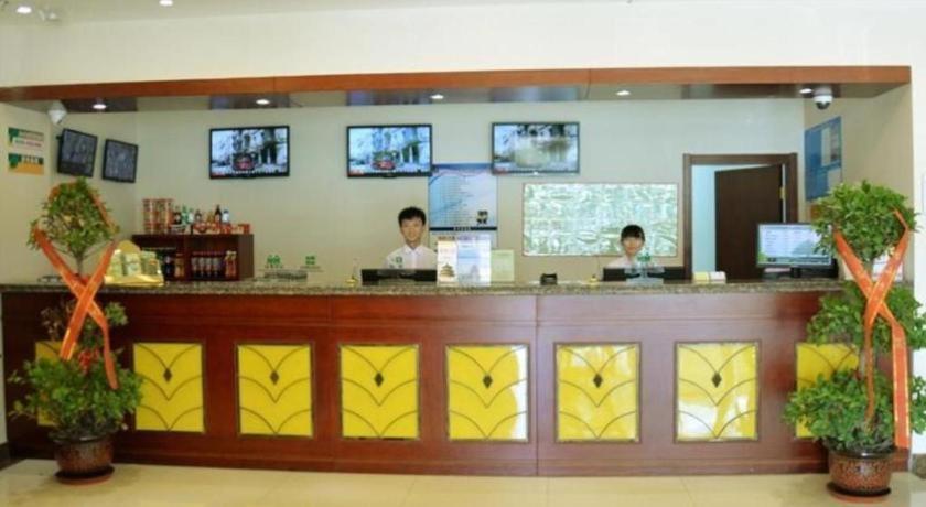 GreenTree Inn Beijing Qinghe High-speed Railway Station Shangdi Anningzhuang Shell Hotel 16/36