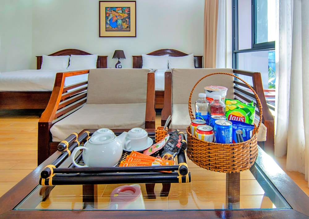 Coral Phu Quoc Hotel 10/18