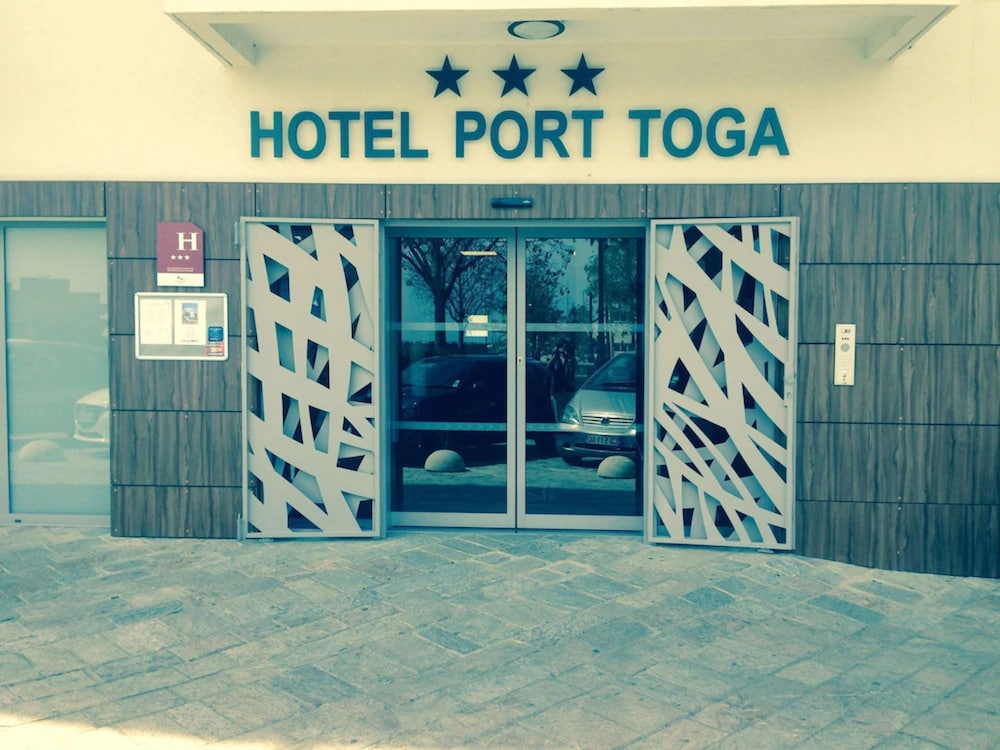 Hotel Port Toga 51/62