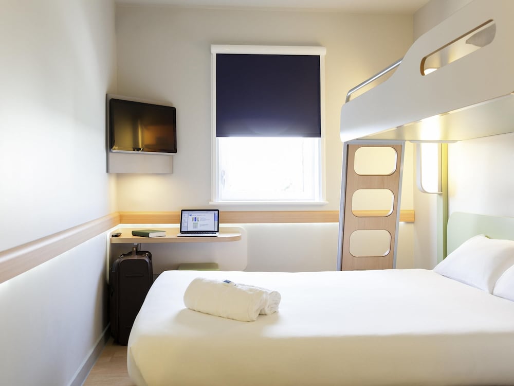 Ibis Budget Edinburgh Park 30/66