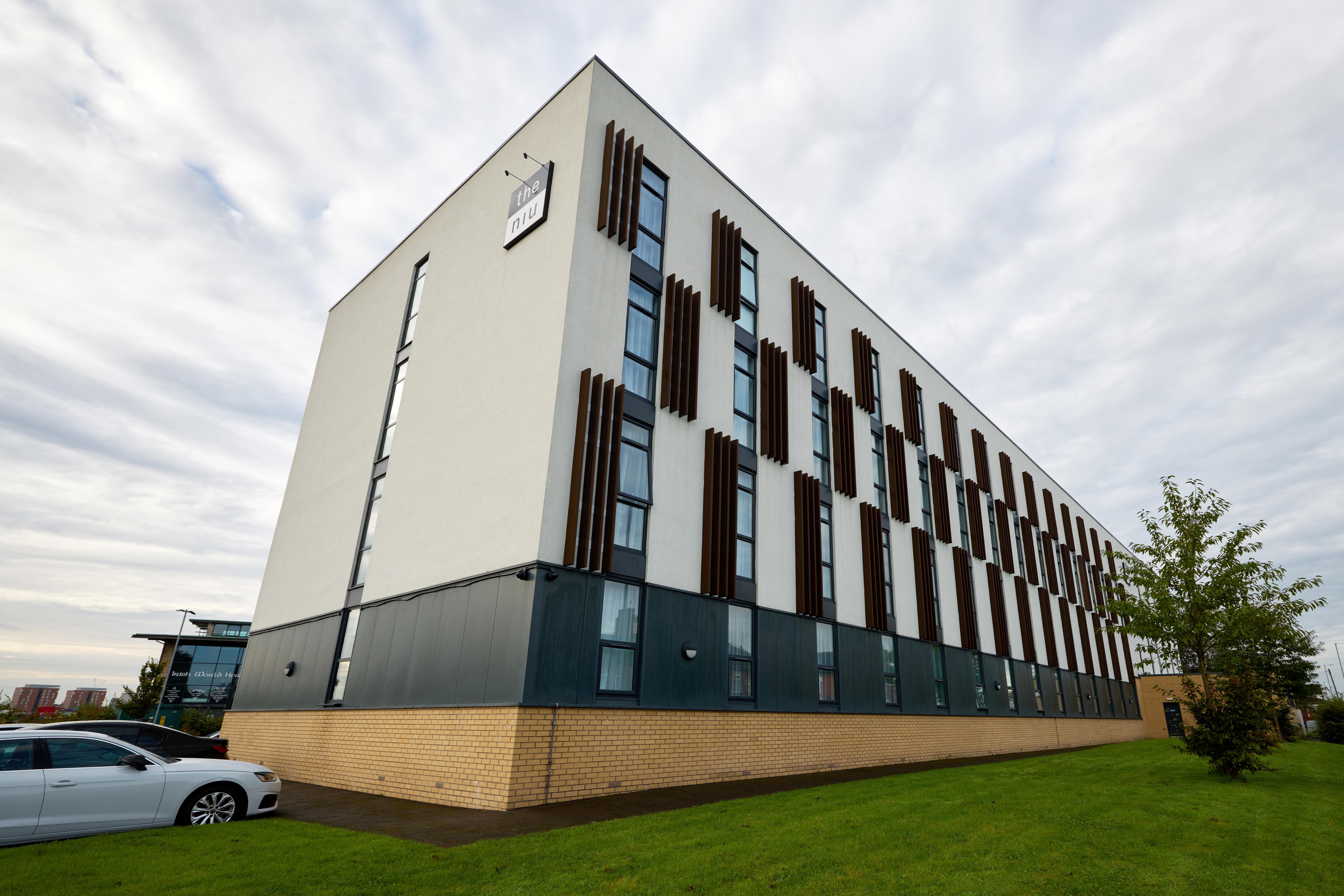 Holiday Inn - the niu, Loom Manchester North, an IHG Hotel 68/73