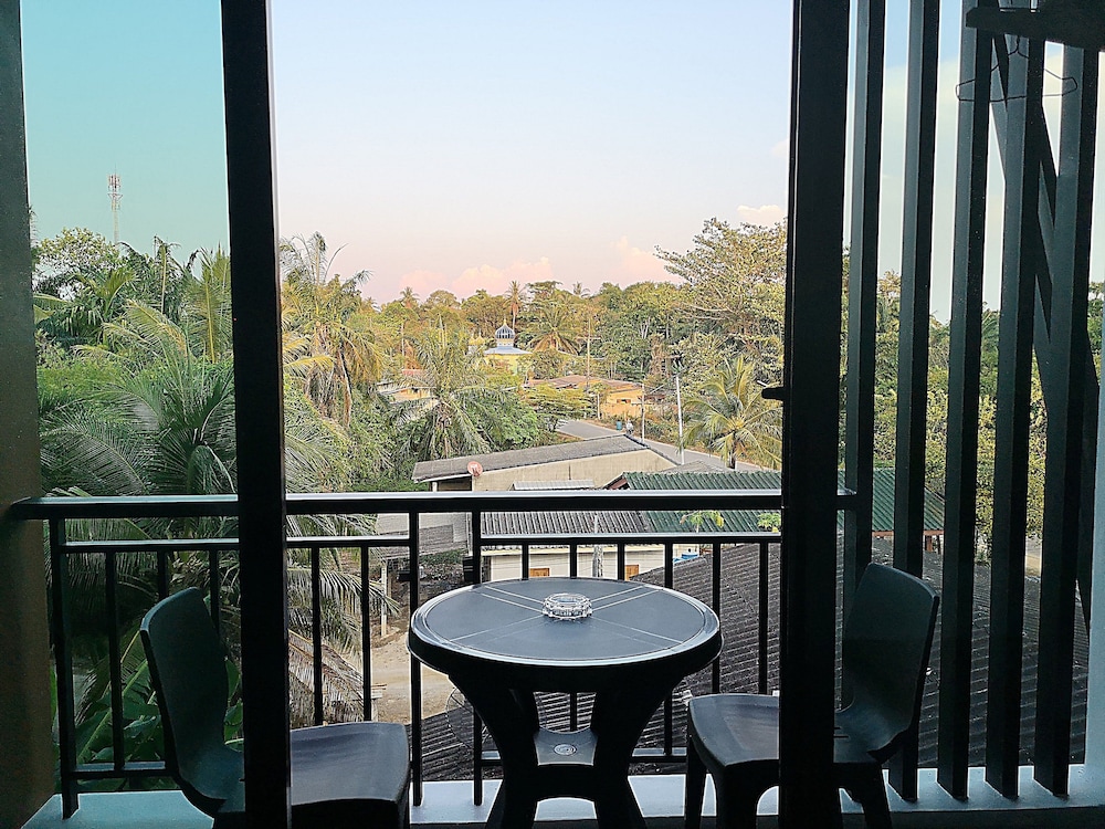 Friendly Hotel Krabi 76/94