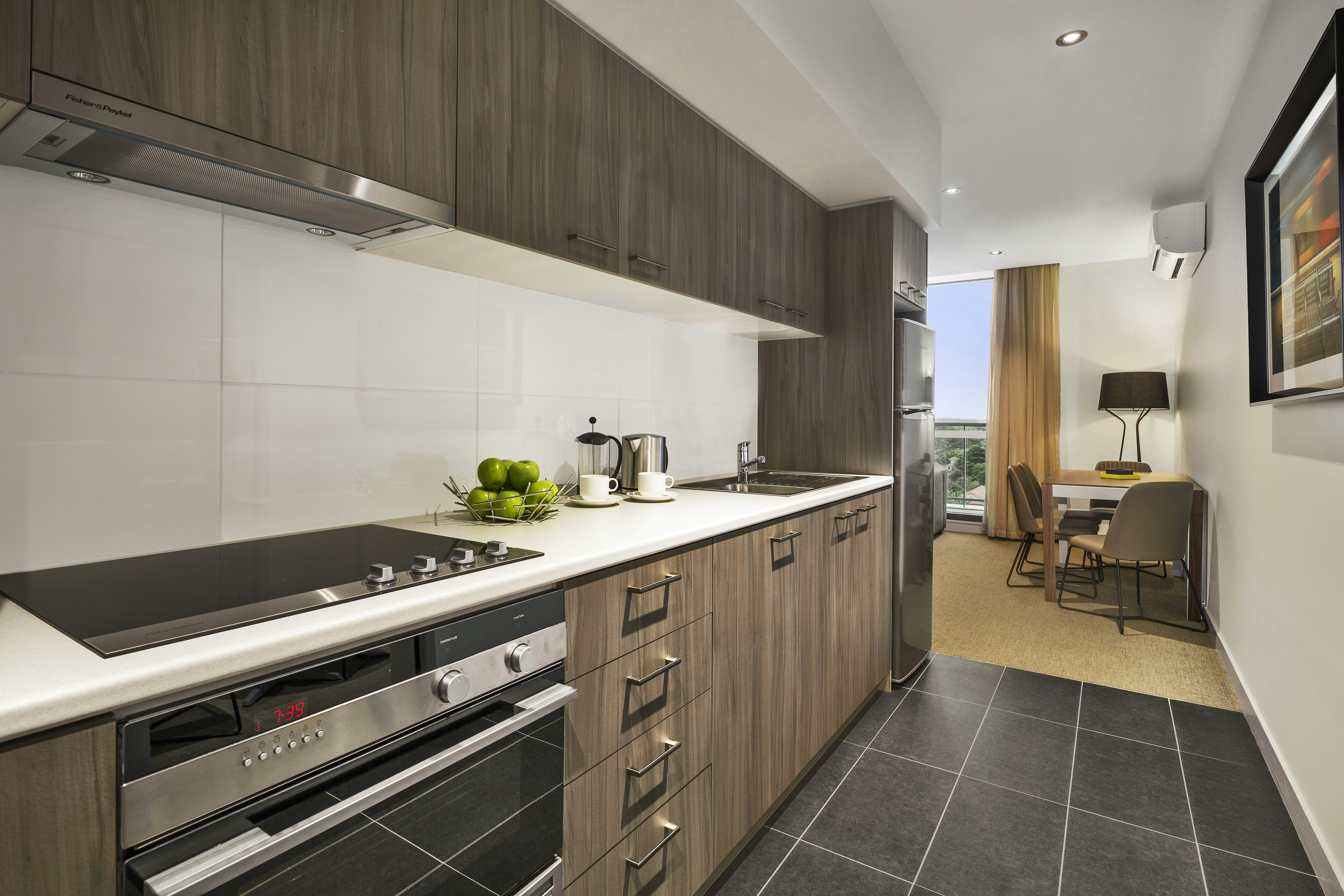 QUEST CHATSWOOD 38/38