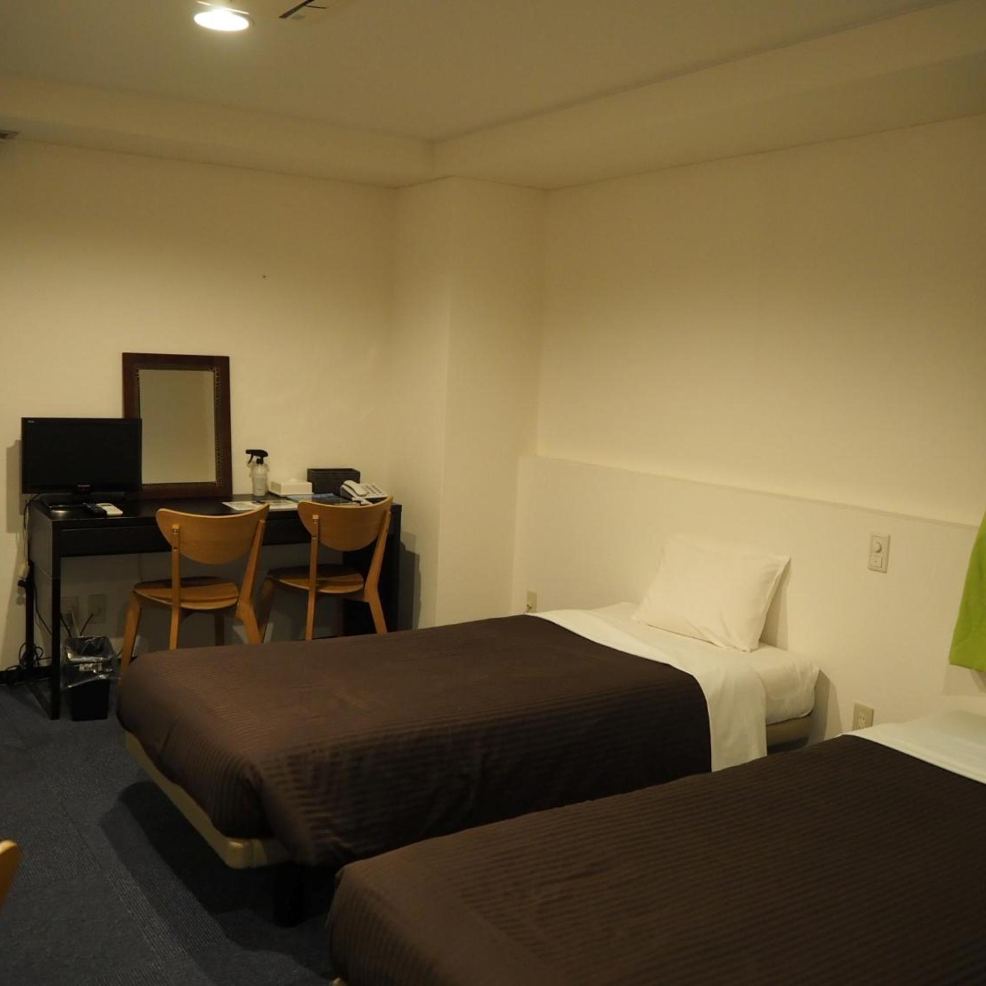 STANDARD, TWIN BEDS