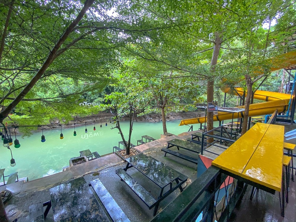 Natthapon Resort 50/76
