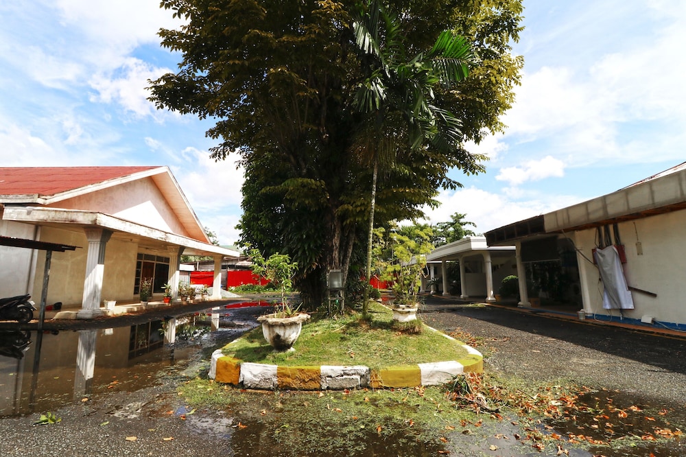 Hotel Sampaga by ZUZU 14/21