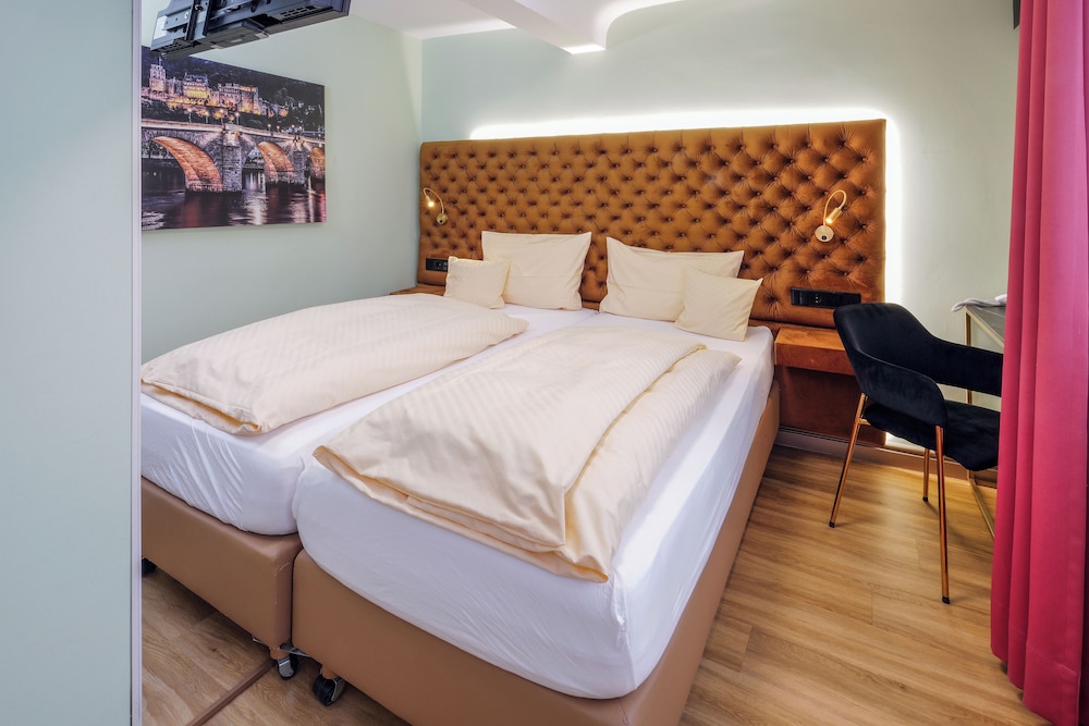 HOTEL HEIDELBERGER HOF 14/65