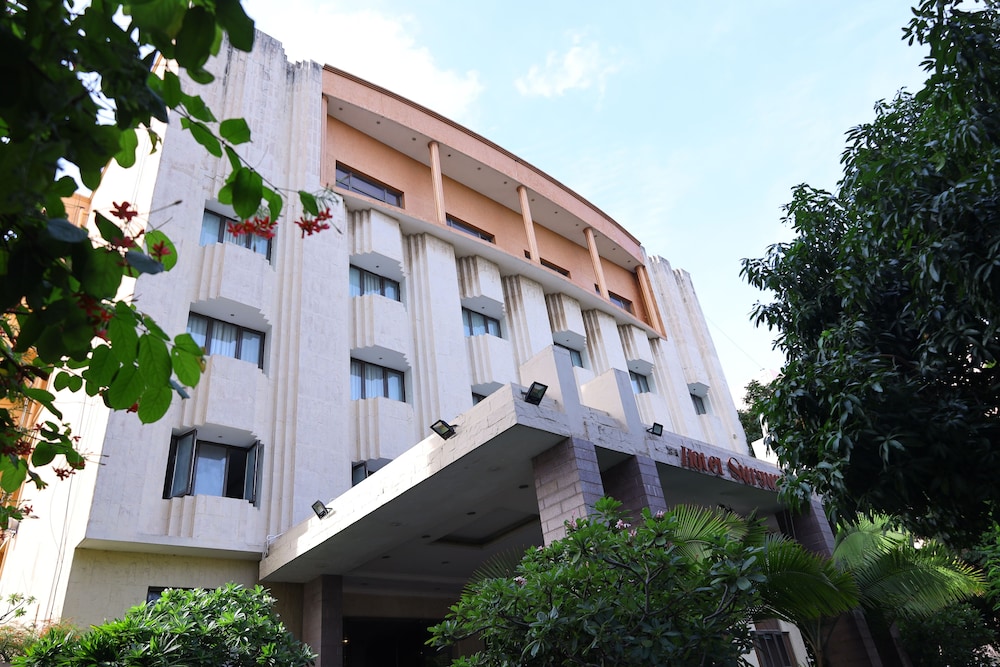Hotel Surguru 4/60