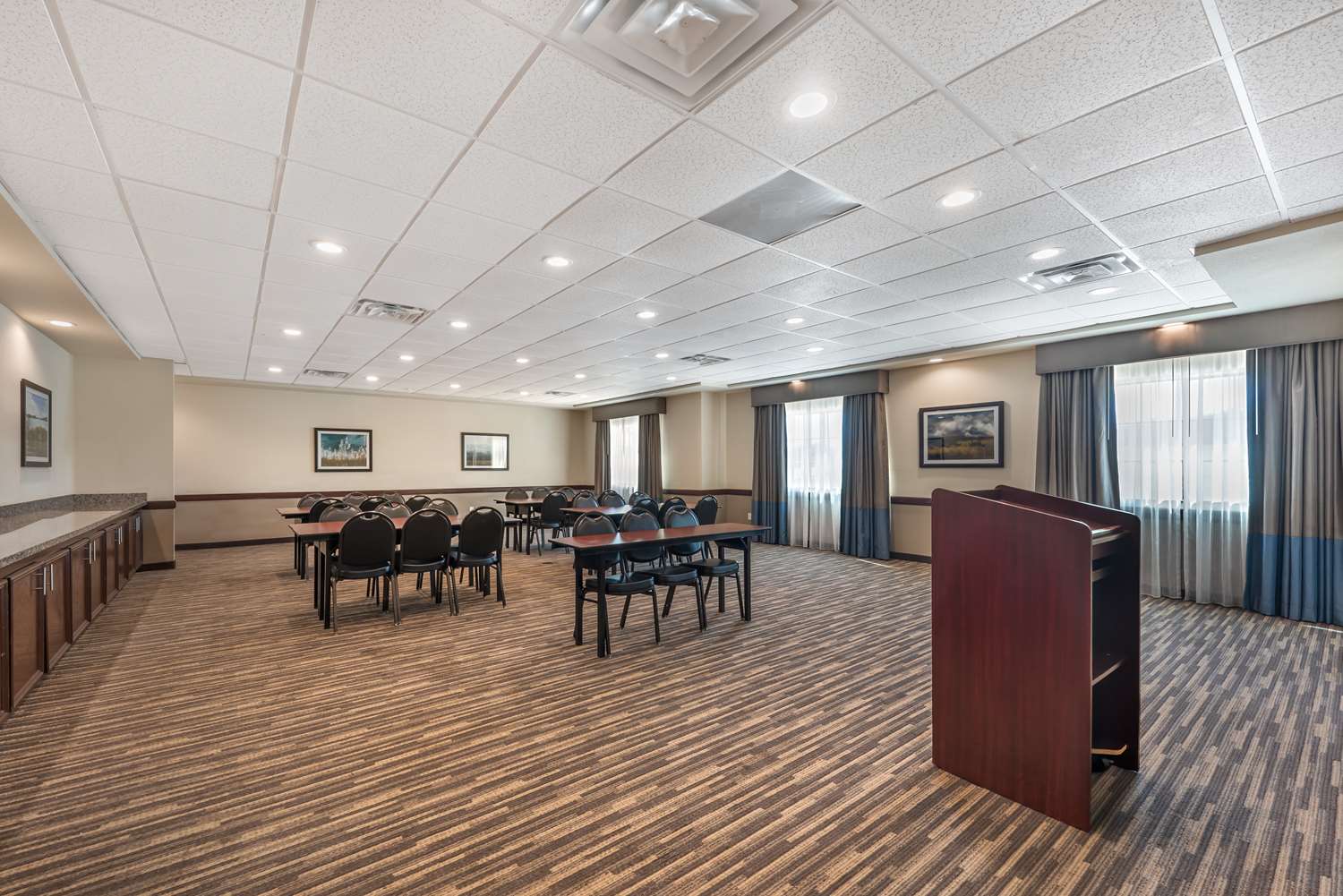 Best Western La Grange Inn & Suites 8/12
