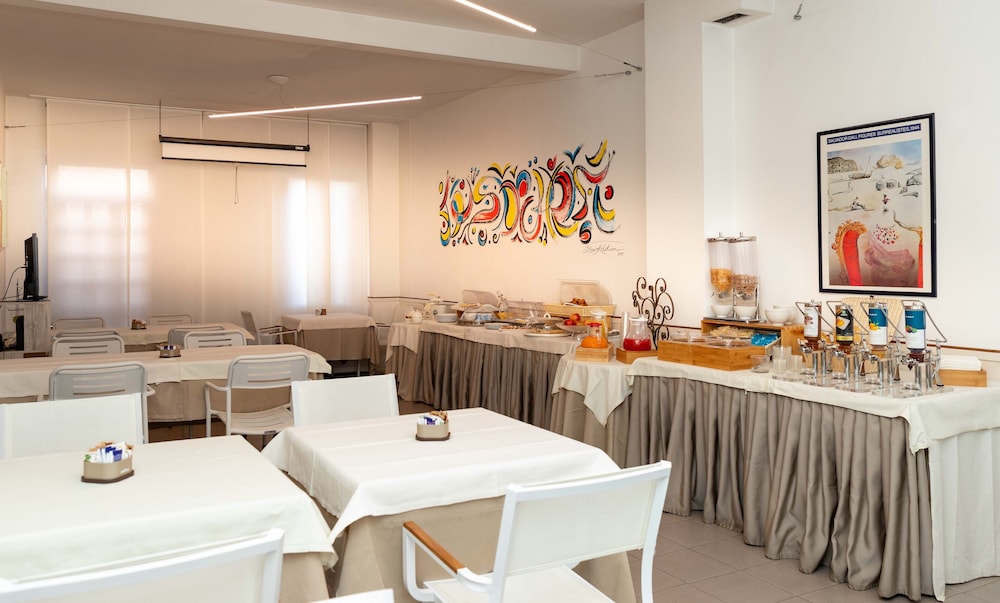 HOTEL SOLARIUM 37/51