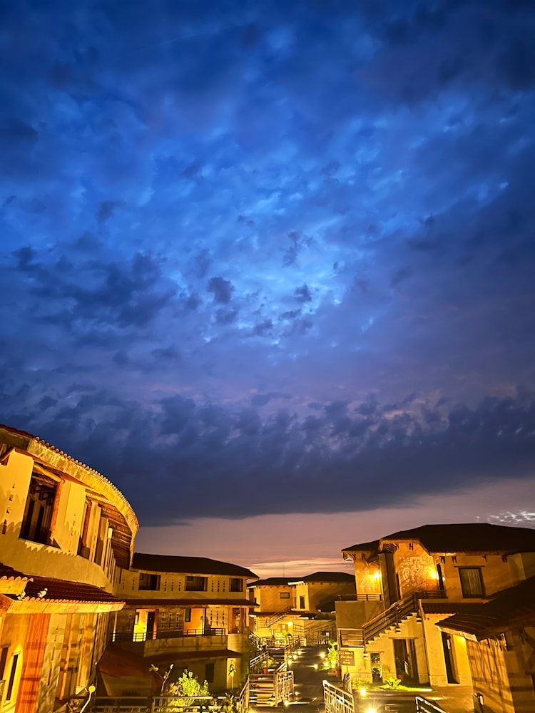 Aamaghati Wildlife Resort, Ranthambore 61/66