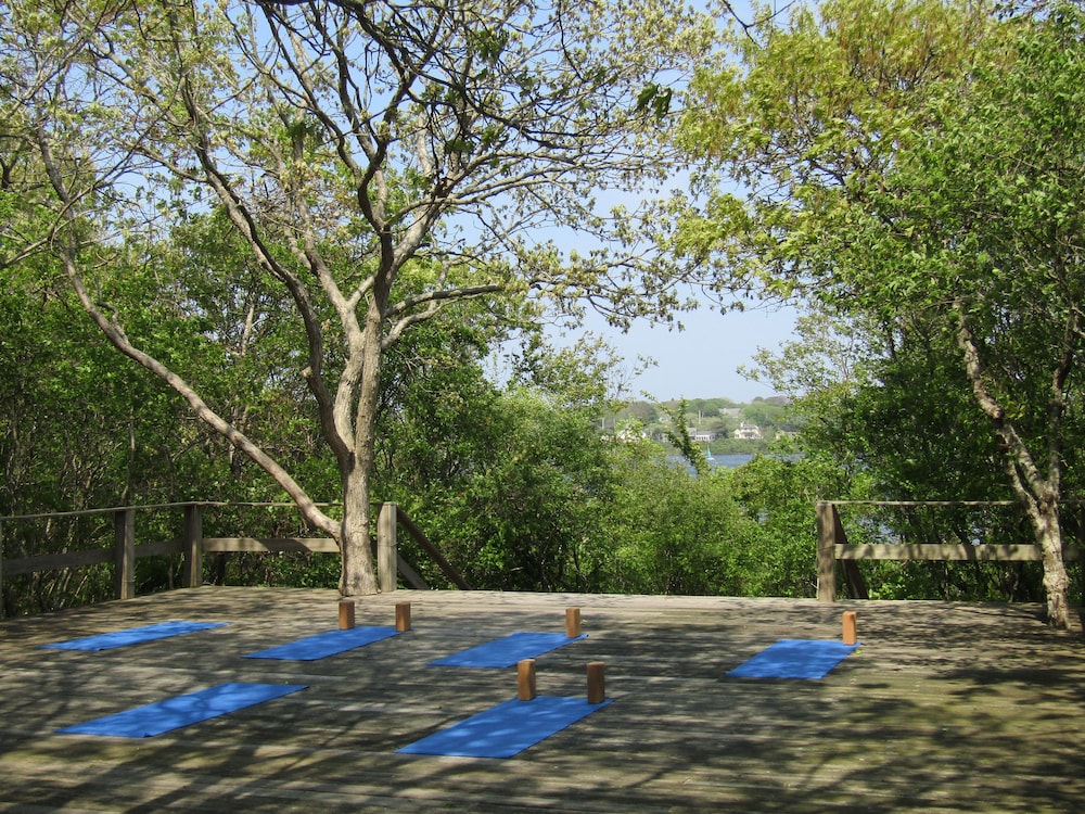 Sole East Resort 44/53