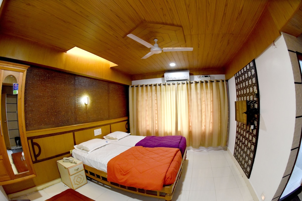 Sharada International Hotel 12/31