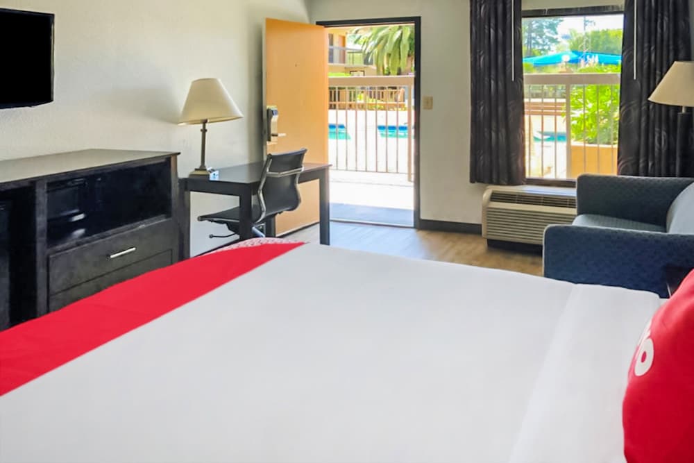 Hotel Baton Rouge Mid City 20/55
