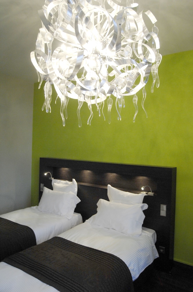 Domaine de Champlong GOLF & SPA 36/37