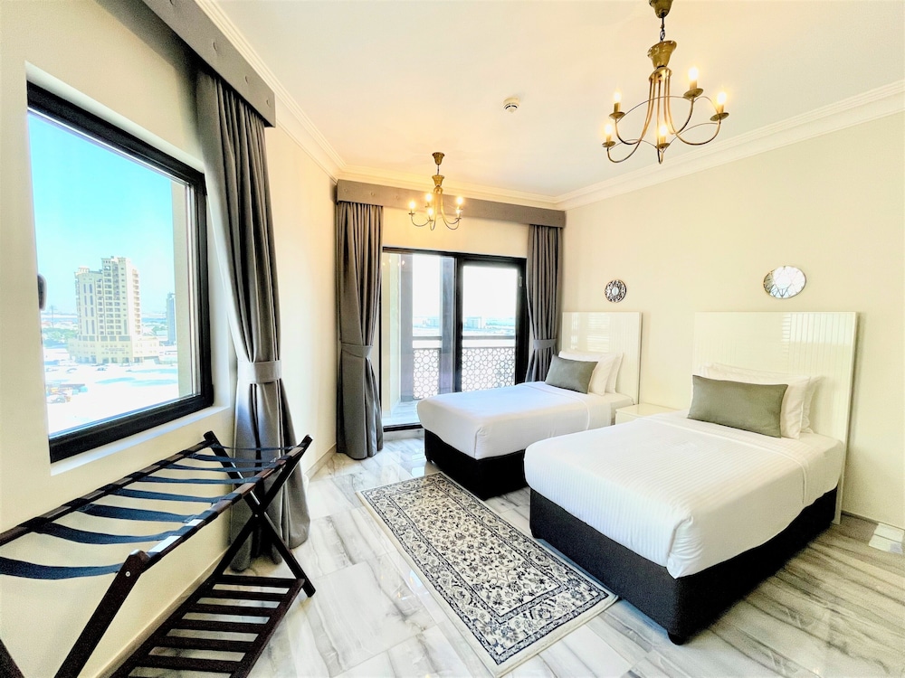 Marbella Holiday Homes 44/50