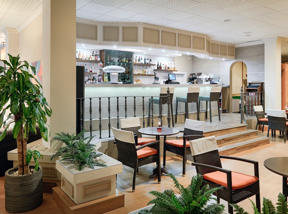 Regency Torviscas Apartments And Suites 47/63