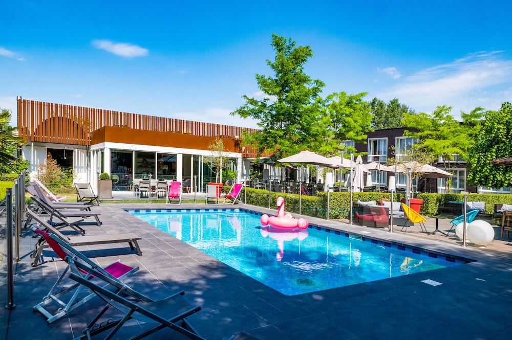 NOVOTEL LENS NOYELLES 4/50