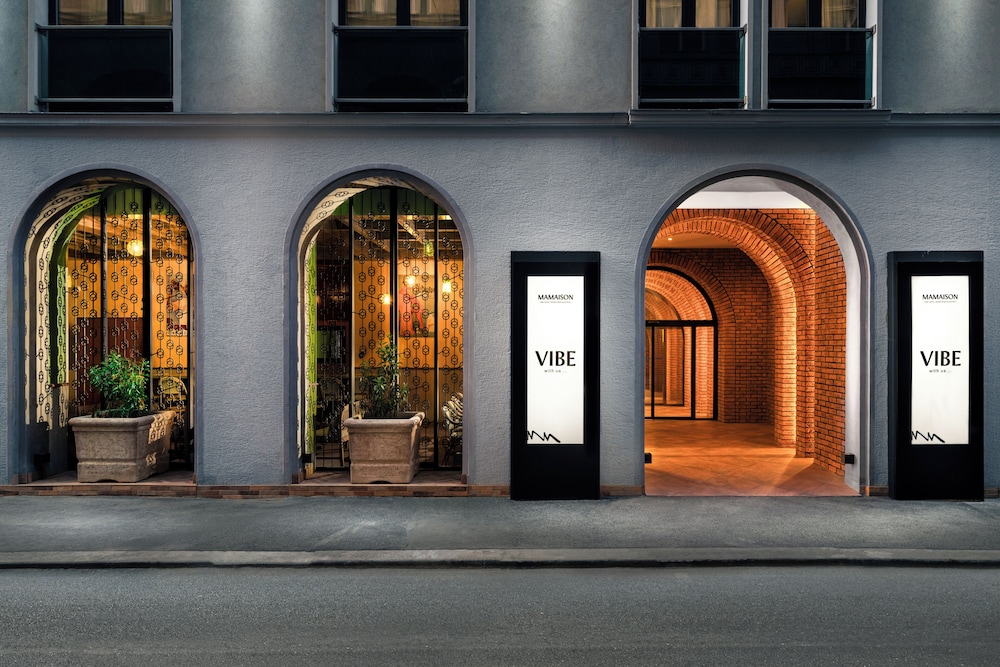 Mamaison Vibe hotel Downtown Budapest in BUDAPEST