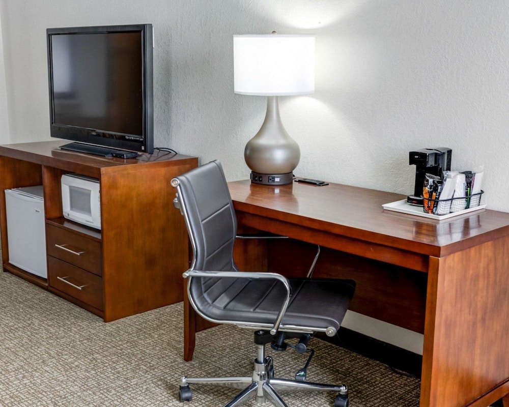 Comfort Inn Kearney Liberty 28/30