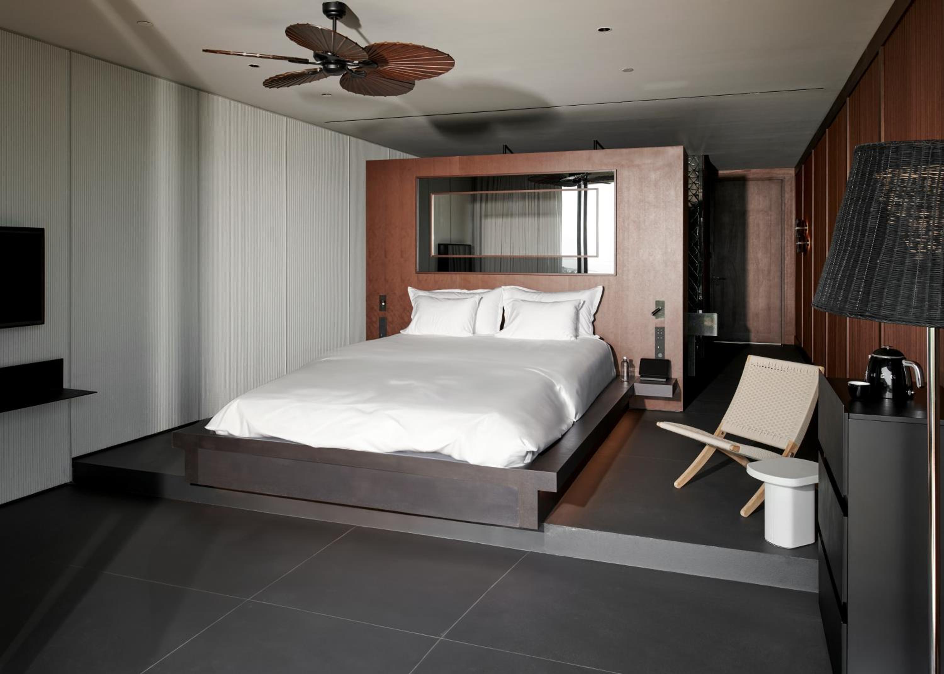 Duplex, Sea, Suite, King and Twin Beds