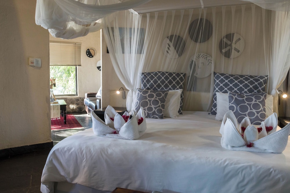 Ezulwini Game Lodges 7/50