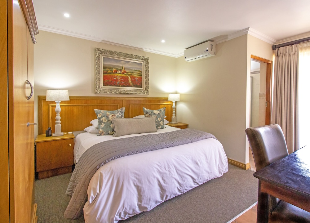Sunward Park Guesthouse 11/50
