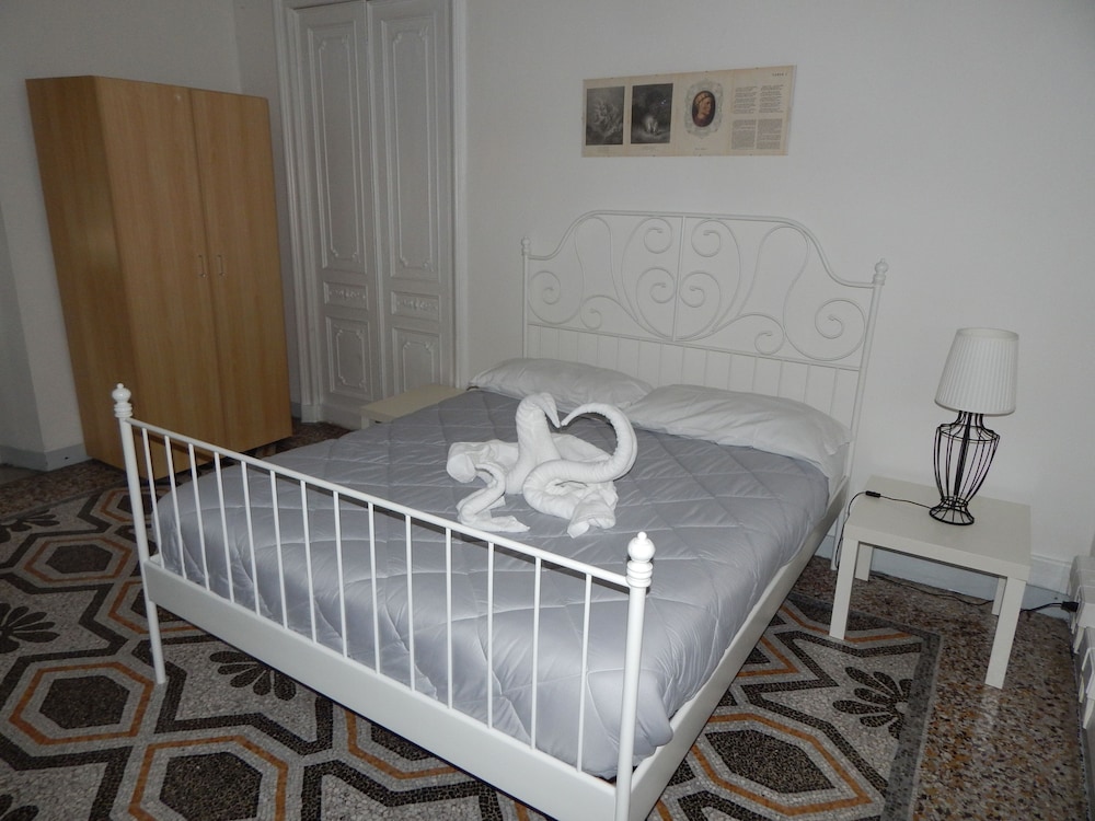 Guest House Roma 16/33