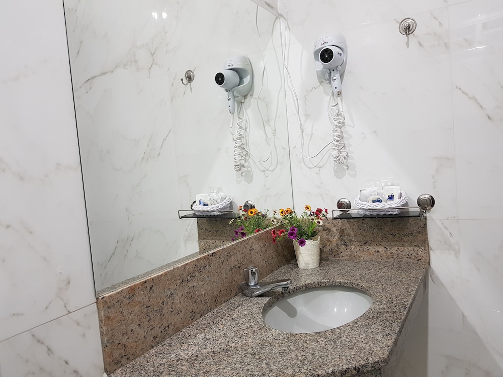 Hotel Minastur 48/50