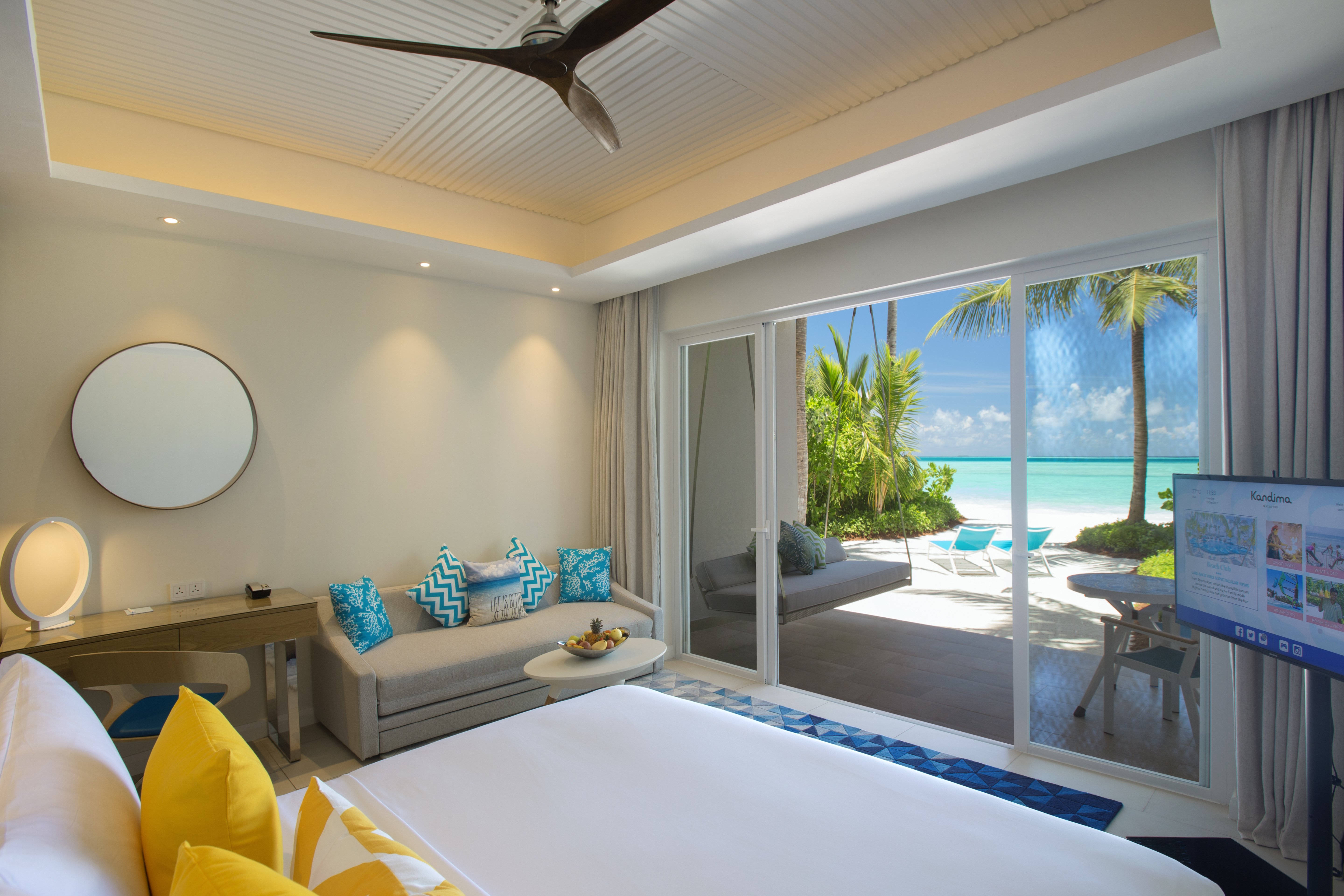 Kandima Maldives 18/129