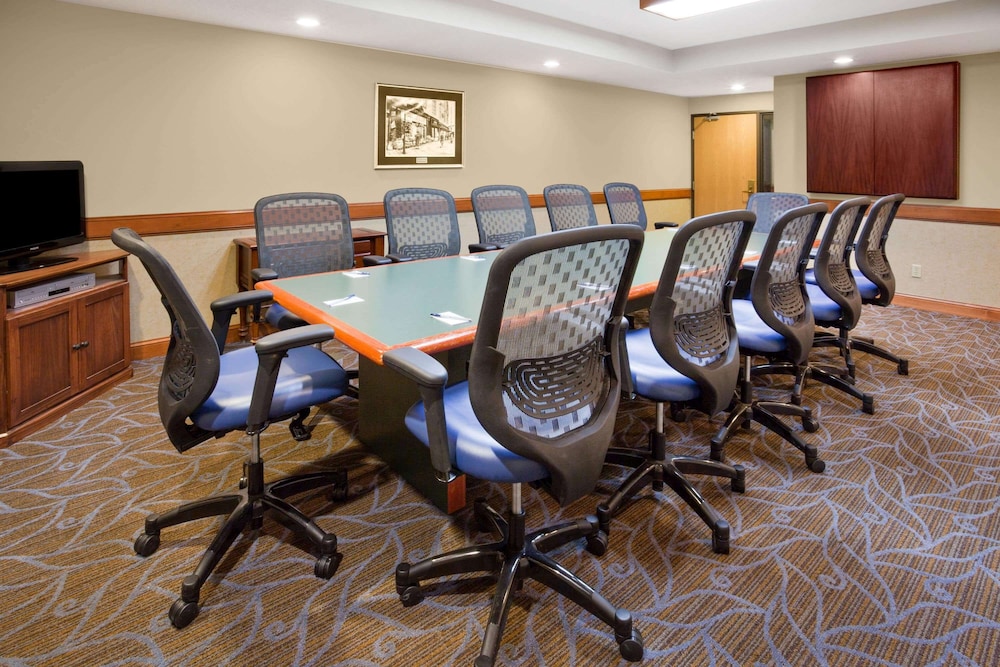 Americinn By Wyndham Chanhassen 45/47