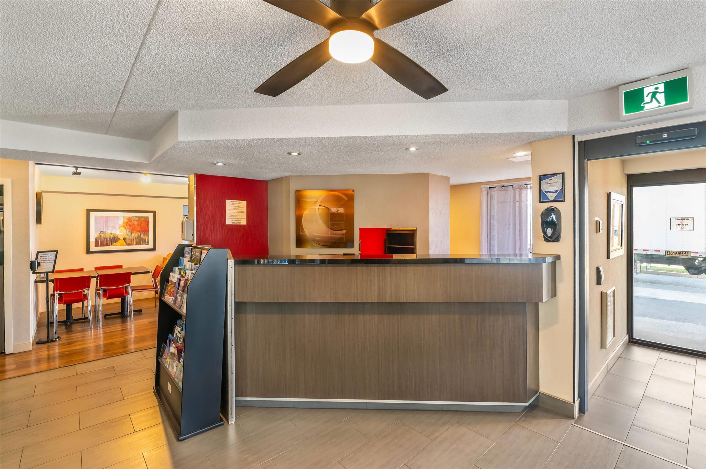 Comfort Inn Hamilton - Stoney Creek 4/21