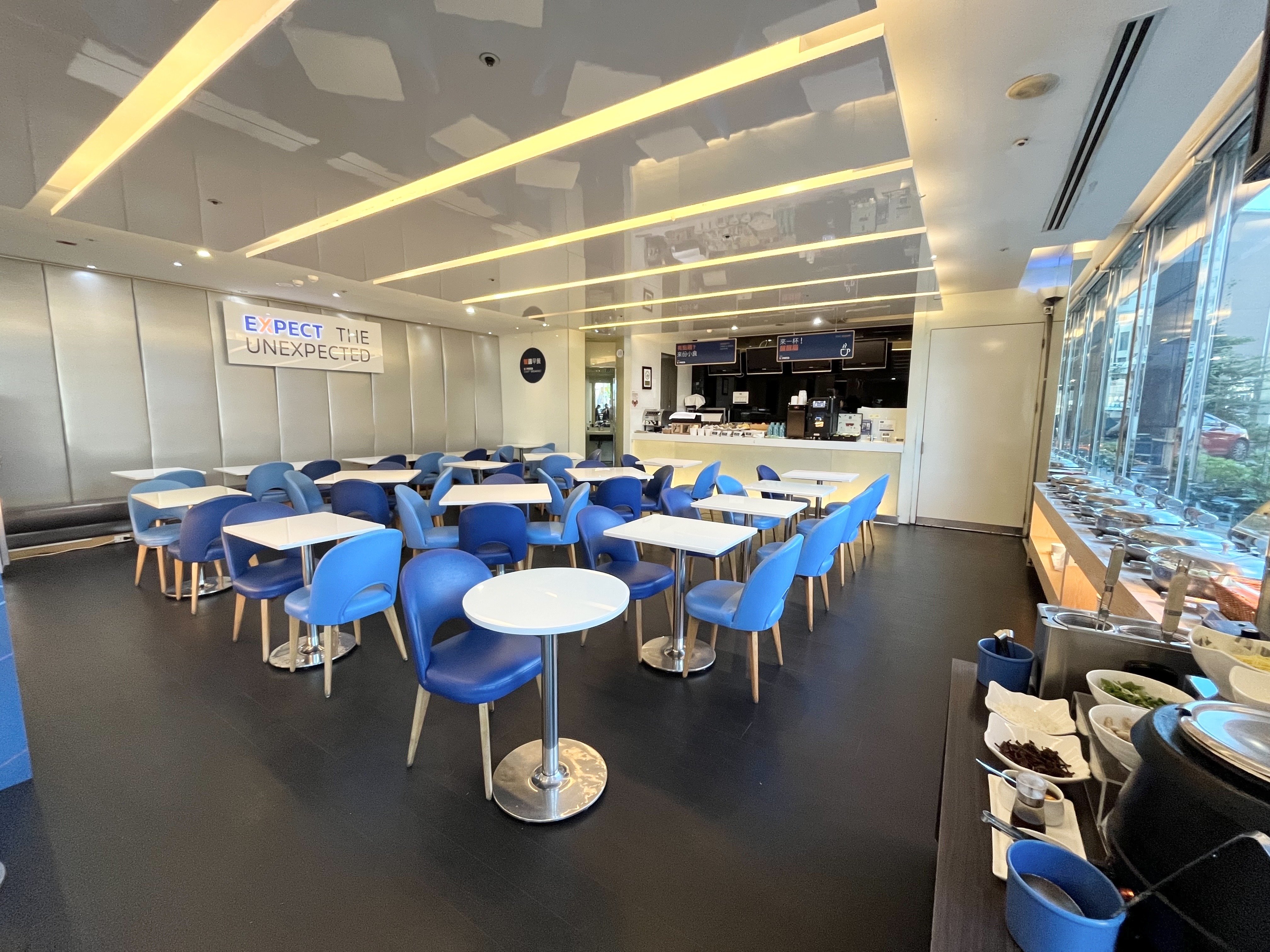 Holiday Inn Express Taoyuan 63/71