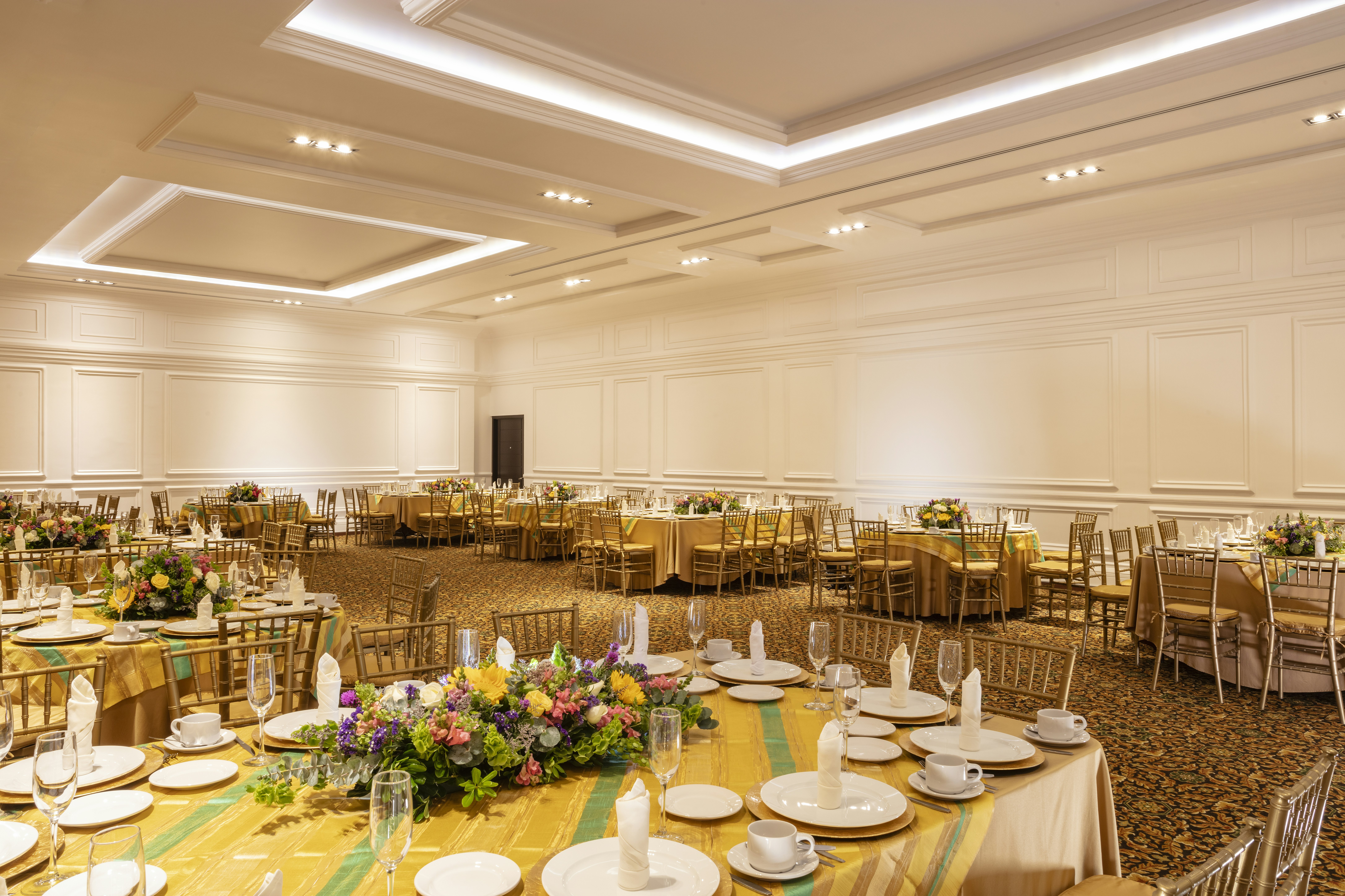 DoubleTree by Hilton Toluca 56/80