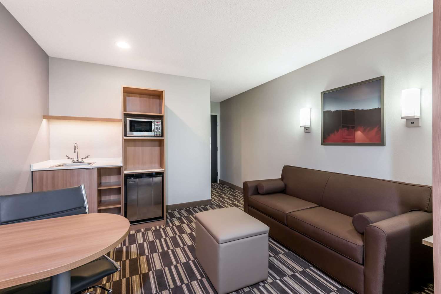 Microtel Inn And Suites By Wyndham New Martinsville 14/29