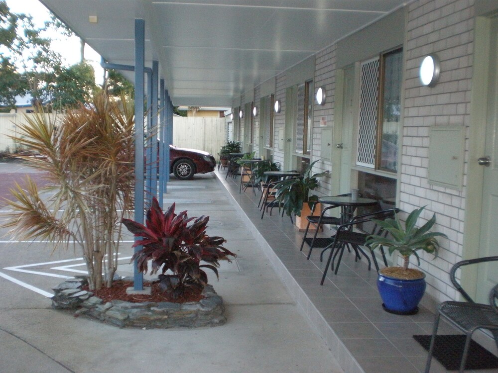 Twin Towns Motel 38/46