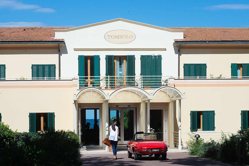 Tombolo Talasso Resort in CASTAGNETO CARDUCCI