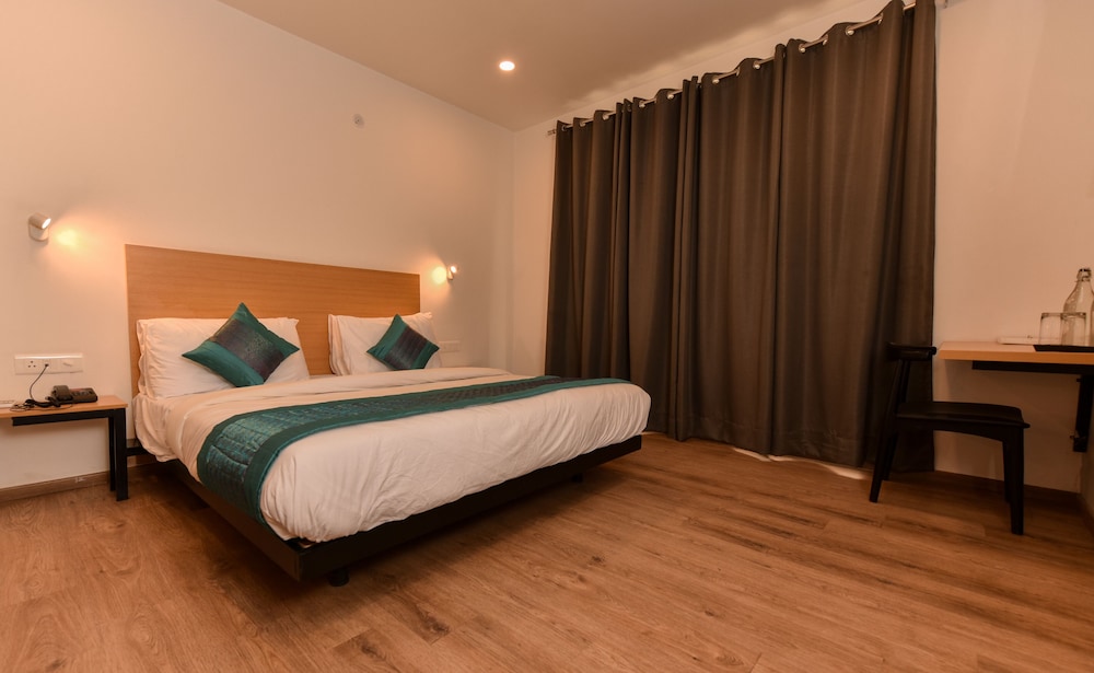 Hotel Noida International 22/50