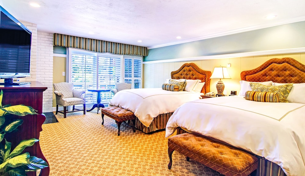 Wayside Inn 20/44