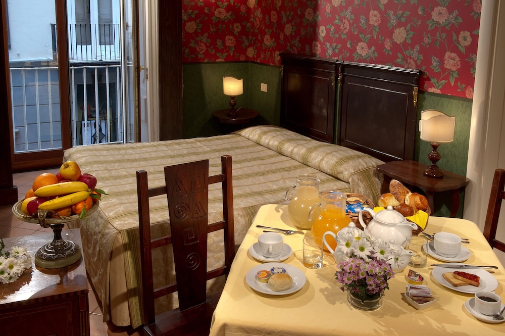 Chiaja Hotel De Charme 41/49